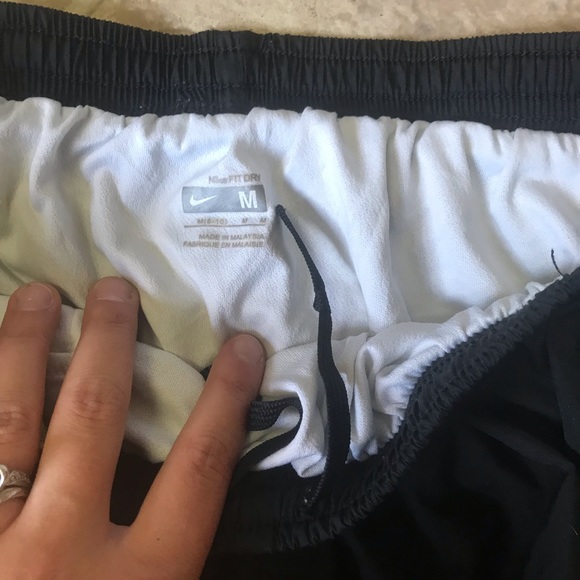 Nike shorts - Picture 2 of 3